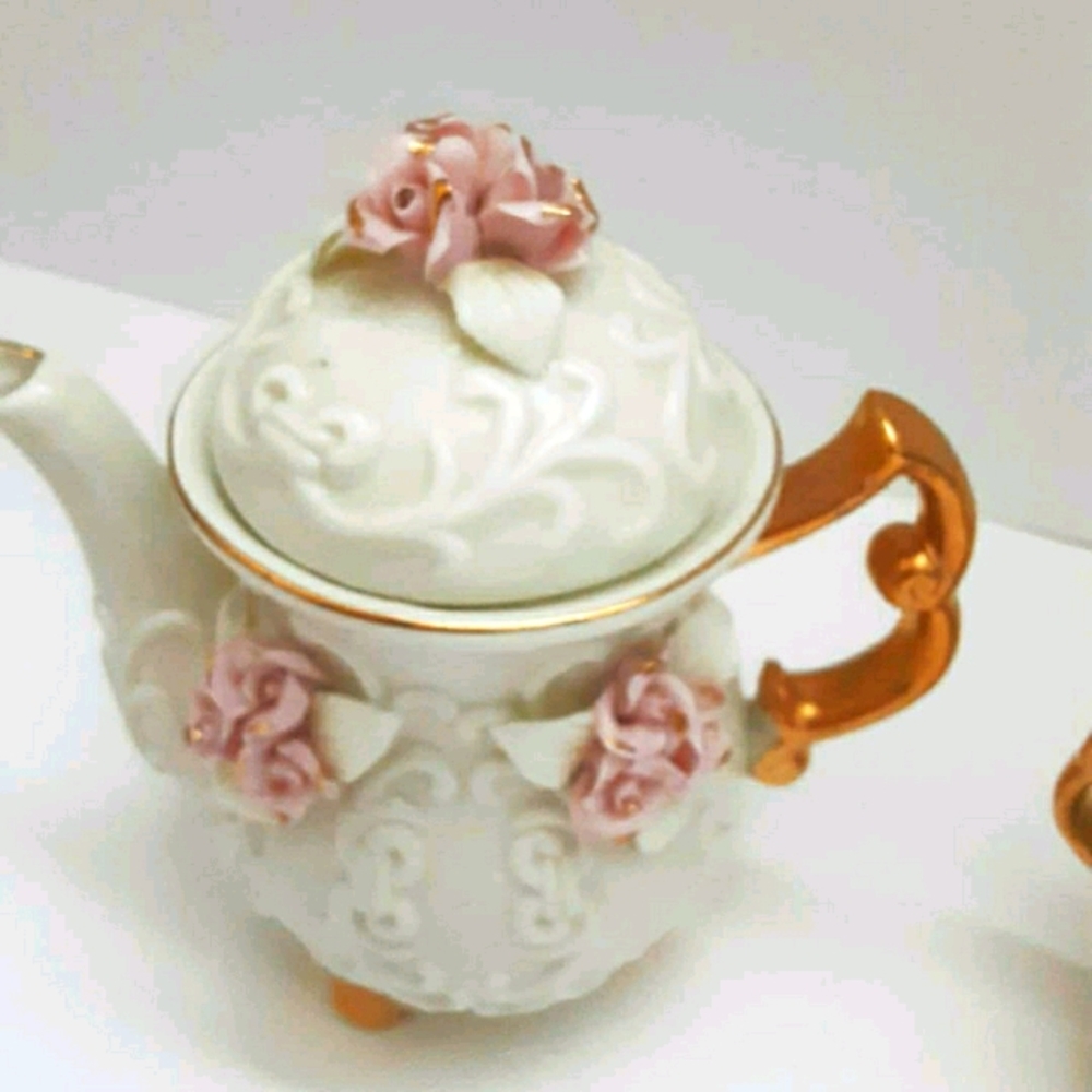Vintage Thrift Antique Home Decor